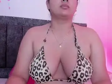 Mia_foox12  live sex cam
