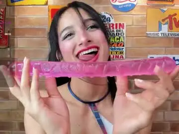 Miss___salome  live sex cam