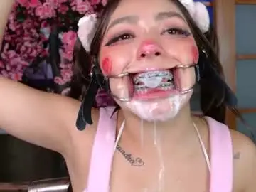 Miss___salome  live sex cam