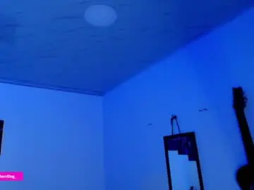 Nicorobinn  live sex cam