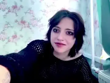 Paulitabetenson  live sex cam