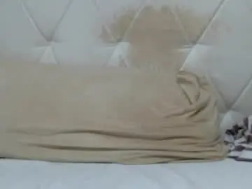 Sarasexx33  live sex cam