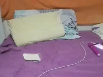 Sarasexx33  live sex cam