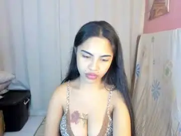 Slutyyana  live sex cam