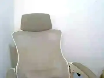 Urbbygrl2  live sex cam