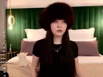 Vanessafields  live sex cam