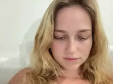 Wenus_ss  live sex cam