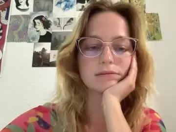 Wenus_ss  live sex cam