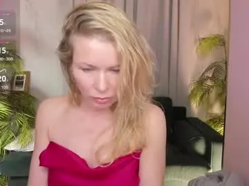 Chloeblurr  live sex cam