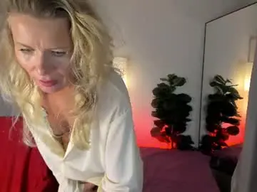 Chloeblurr  live sex cam
