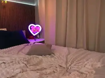 Emmasmall  live sex cam