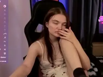 Emmasmall  live sex cam