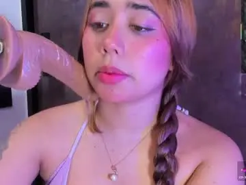 Issie_cute  live sex cam