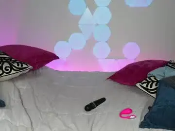 Katie_kross_  live sex cam