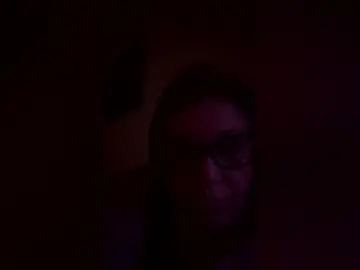 Ladylu11  live sex cam