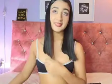 Nikibrice  live sex cam