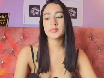 Nikibrice  live sex cam