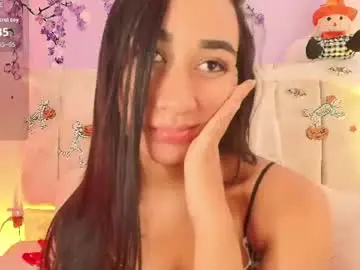 Nikibrice  live sex cam