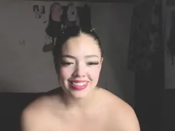 Oliviabluee10  live sex cam