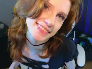 Vampi_queen  live sex cam