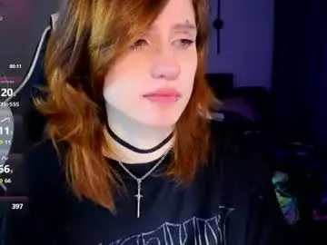 Vampi_queen  live sex cam