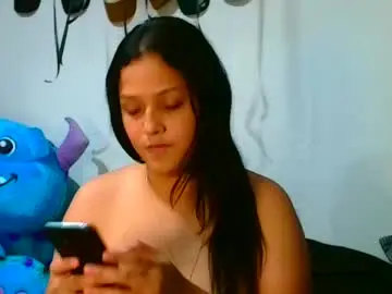 Wild_moanaa  live sex cam