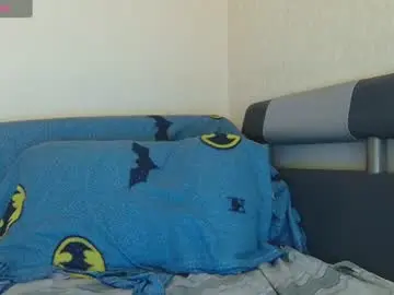 Alicewoolfy  live sex cam