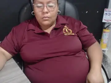 Angy_ro12  live sex cam