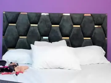 Aria_martiin  live sex cam