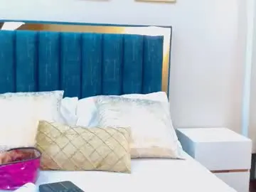 Aria_martiin  live sex cam