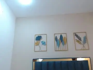 Aria_martiin  live sex cam
