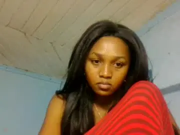 Avotraina  live sex cam