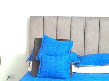 Bunny_swtt  live sex cam