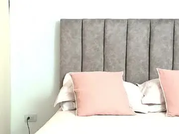 Bunny_swtt  live sex cam
