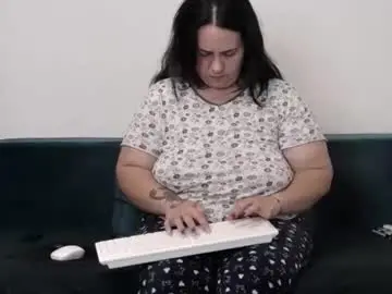 Emilymaze  live sex cam