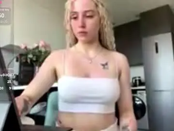 H0t_b3ar  live sex cam