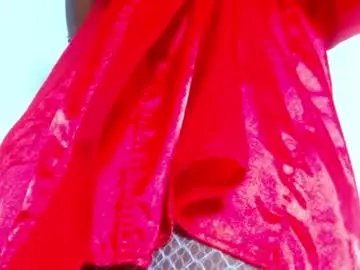 Hoot_emily  live sex cam