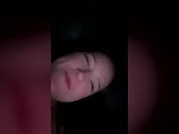 Kinkbitch25  live sex cam