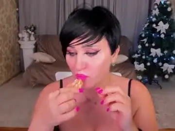 Kiratempt  live sex cam