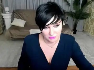 Kiratempt  live sex cam