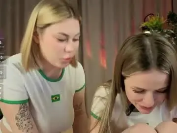 Marie_secret  live sex cam