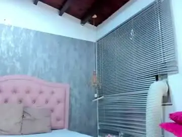 Nahomidi_bello  live sex cam