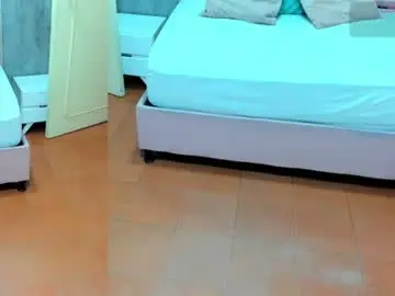 Nahomidi_bello  live sex cam