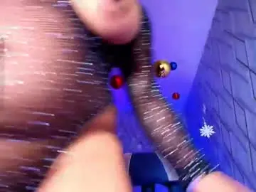 Nicolletaylorq  live sex cam