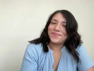 Suzyishellawet  live sex cam