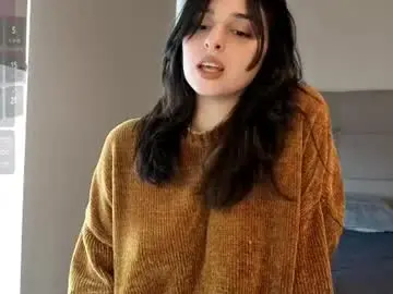 Yourfreakygirl  live sex cam