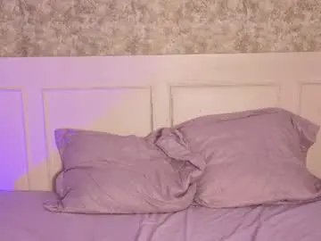 Adri_selyn  live sex cam