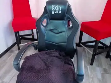 Chanel_gold  live sex cam