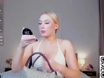 Chloe_alba  live sex cam