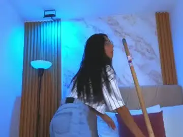 J_belle_  live sex cam